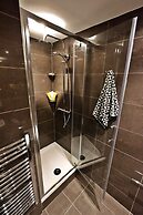 Yugo Explore - Amnis House