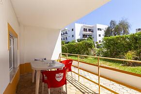 A10 Windmill 1 Bed with Pool by Dreamalgarve
