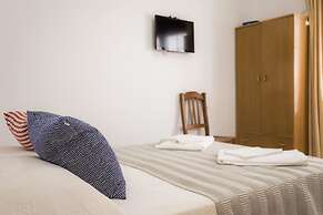 A13- Ultra Central Studio by Dreamalgarve