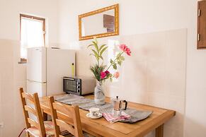 A13- Ultra Central Studio by Dreamalgarve