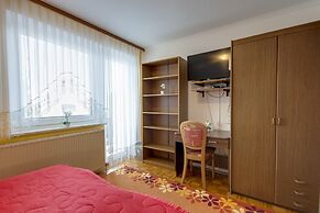 Rooms & Apartments Jana