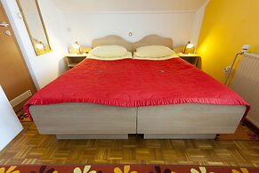 Rooms & Apartments Jana