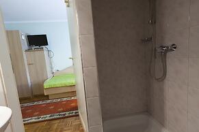 Rooms & Apartments Jana