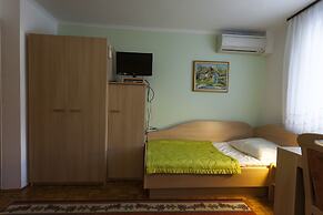 Rooms & Apartments Jana