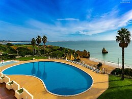A15- Cliffside Beach Apartment by Dreamalgarve