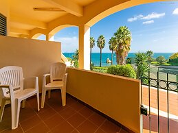 A15- Cliffside Beach Apartment by Dreamalgarve