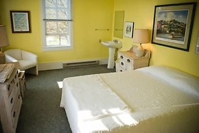 Fountain Point Resort