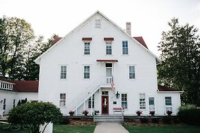 Fountain Point Resort