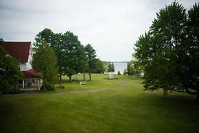 Fountain Point Resort