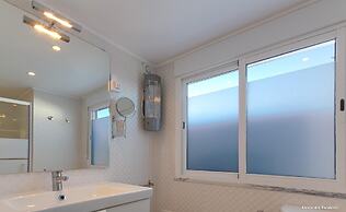 C12 - Sunshine Luz House by Dreamalgarve