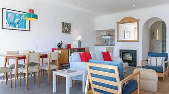 C12 - Sunshine Luz House by Dreamalgarve