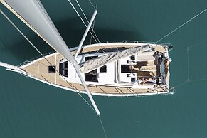 A Yacht In The City