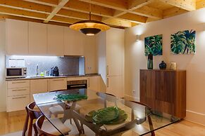 MZ By UNA Apartments