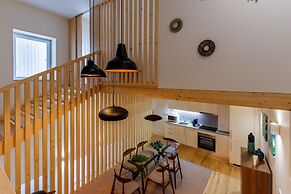 MZ By UNA Apartments
