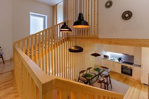 MZ By UNA Apartments