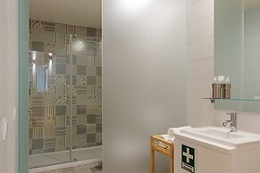 MZ By UNA Apartments