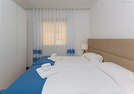 A24 - LuzBay Beach Apartment by Dreamalgarve