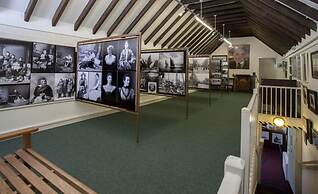 Harbour Bridge Camps Bar