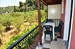 Studios Dimitris Giatras