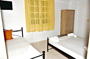 Studios Dimitris Giatras