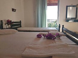 Studios Dimitris Giatras