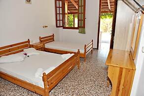 Studios Dimitris Giatras