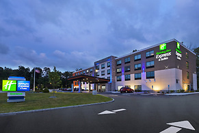 Holiday Inn Express And Suites Painesville - Concord, an IHG Hotel