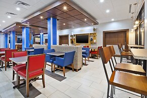 Holiday Inn Express And Suites Painesville - Concord by IHG