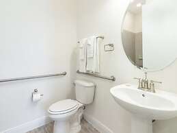 Margaritaville Cottages Orlando by Vstays