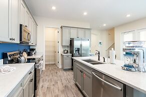 Margaritaville Cottages Orlando by Vstays