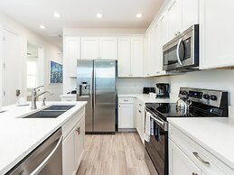 Margaritaville Cottages Orlando by Vstays