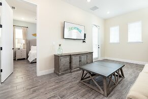 Margaritaville Cottages Orlando by Vstays