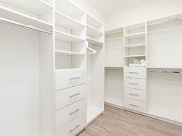 Margaritaville Cottages Orlando by Vstays