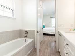 Margaritaville Cottages Orlando by Vstays