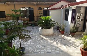 Sonu Guest House - Hostel