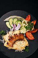 Areo Hotel & Restaurant