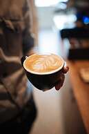 Areo Hotel & Restaurant