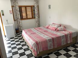 Chales Abraco Serrano