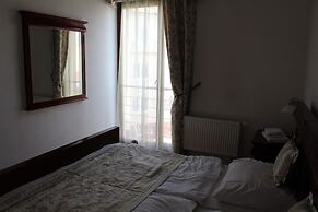 Hotel Oko
