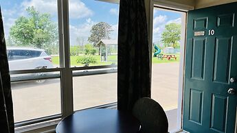 Anne Shirley Motel & Cottages