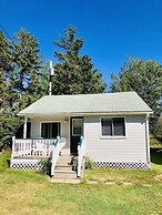 Anne Shirley Motel & Cottages