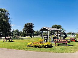 Anne Shirley Motel & Cottages