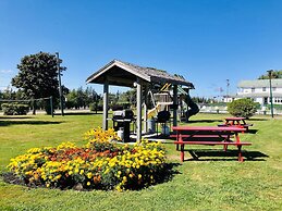 Anne Shirley Motel & Cottages