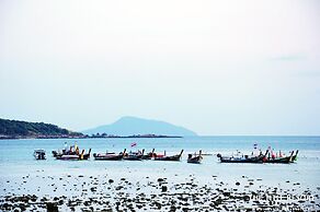 The Title East Wing by Trips Phuket