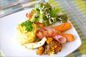 The Title East Wing by Trips Phuket