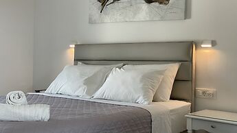 Hermoso Luxury Suites