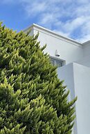 Hermoso Luxury Suites