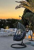 Hermoso Luxury Suites