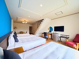 Rycom Family Resort Hotel