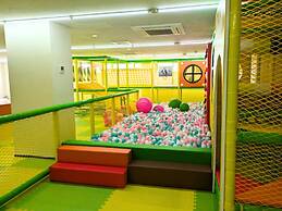 Rycom Family Resort Hotel